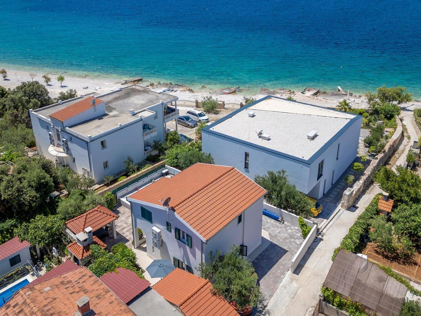 Sea Flower Beachfront Villa Sevid Exteriör bild